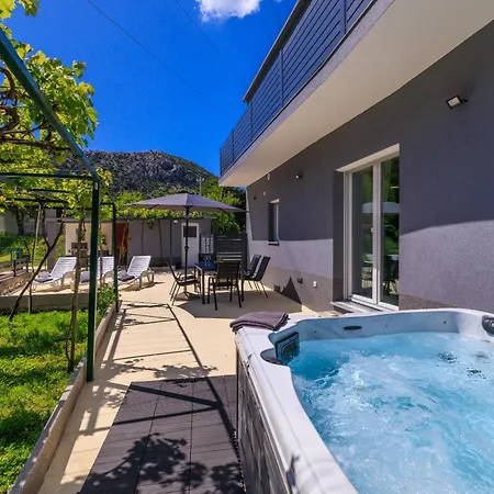 Amnis Villa Drivenik